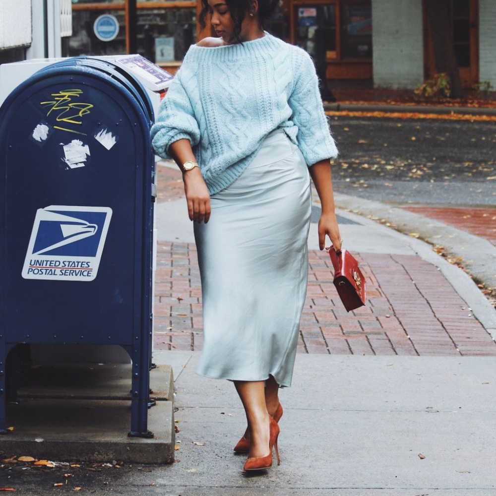 STEVE MADDEN Suede Pumps - Picture 8 of 8